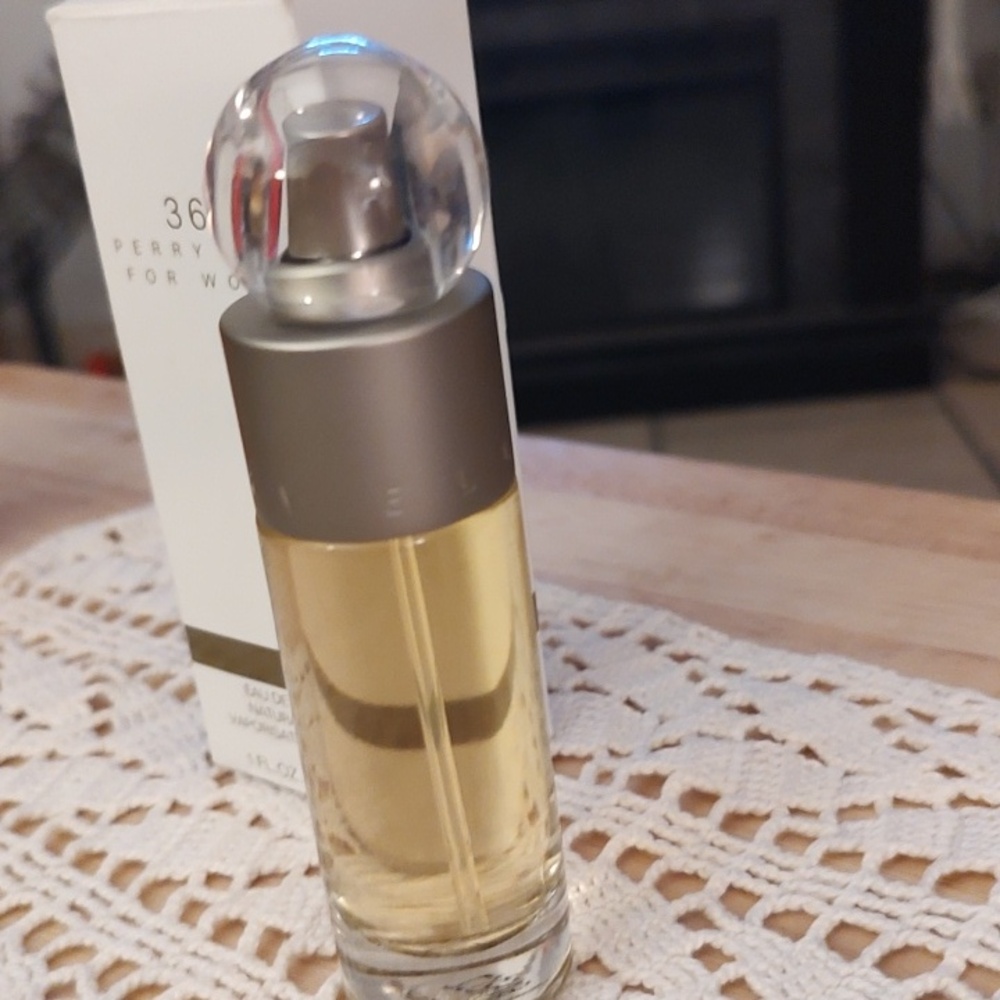 360° Perry Ellis for Women Eau de Toilette - Amber/Gold Bottle - Picture 2 of 3